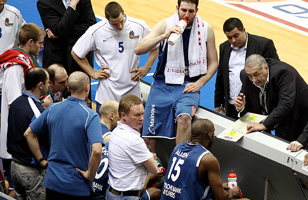 更象征了勒 更象征了勒