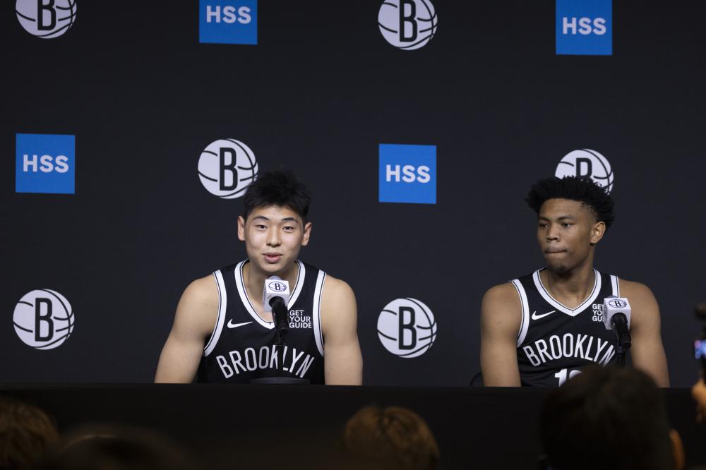 章内容更丰 章内容更丰