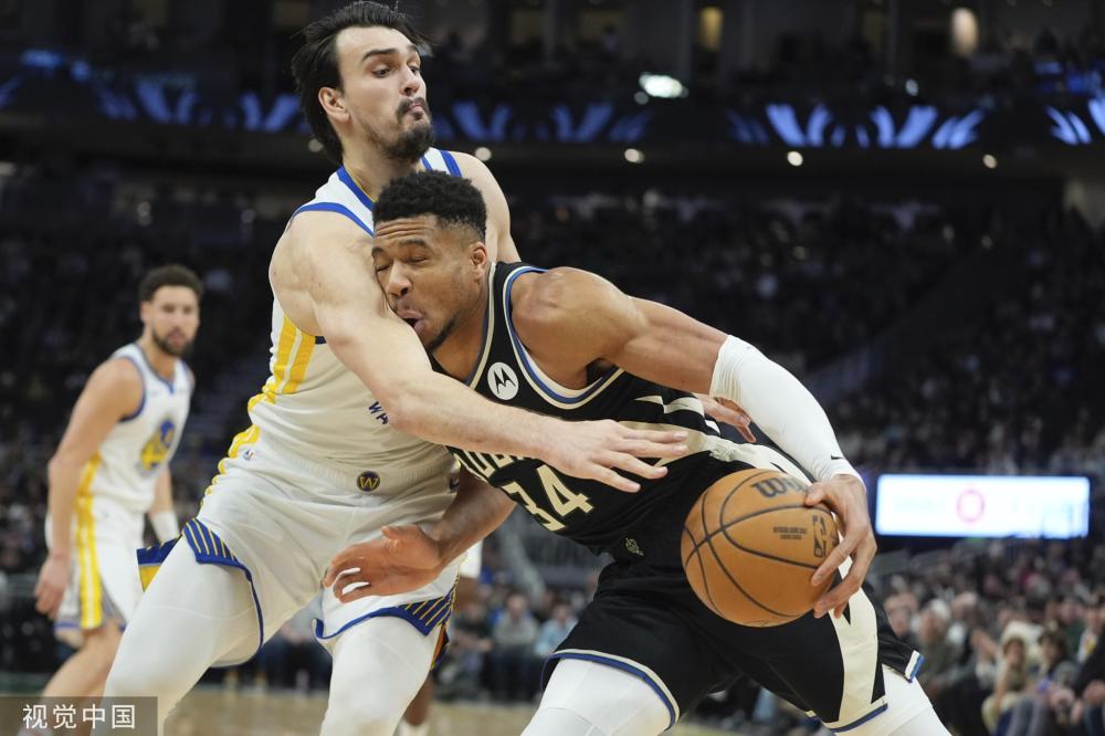 球队展现出 球队展现出